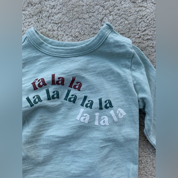 Little Co. Size 6 Months Fa La La Organic Holiday Christmas Long Sleeve Shirt - Picture 4 of 4